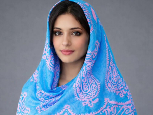 Yayılan məlumat əsassızdır - Baş örtüyü ilə bağlı rəsmi qərar yoxdur