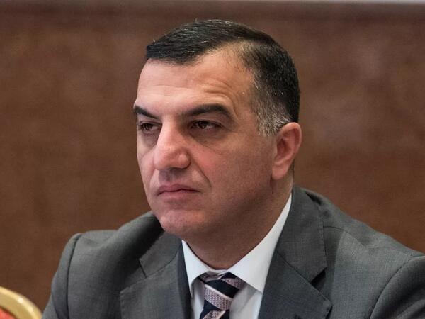 Ermənistanda nazir saxlanıldı