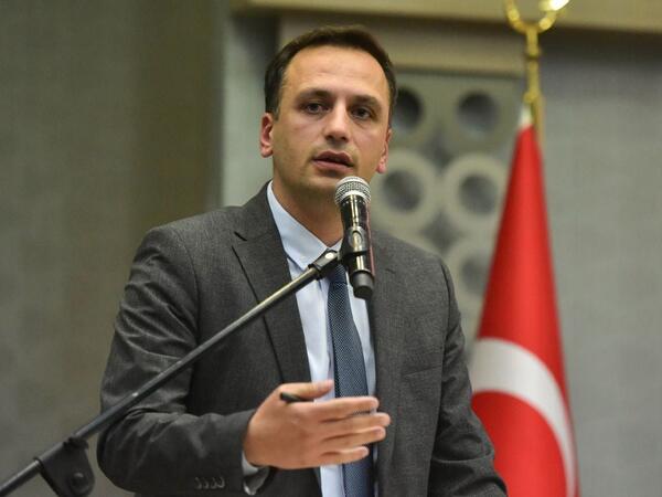 Türkiyədə bələdiyyə sədri SAXLANILDI