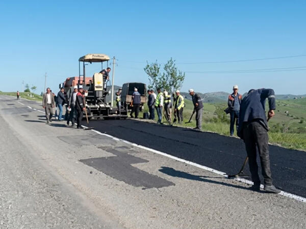 "Soyuqbulaq" restoranının sahibi armaturla yol işçisinə zərbə ENDİRDİ