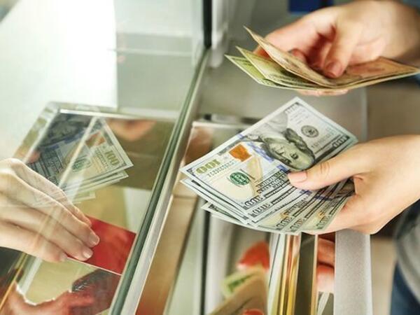 Bu gün pul dəyişmək sərfəlidirmi? - Son vəziyyət