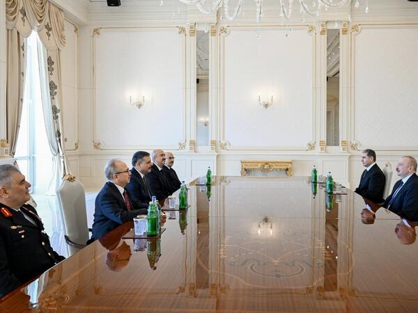 Prezident İlham Əliyev Türkiyənin daxili işlər nazirini qəbul edib - FOTO