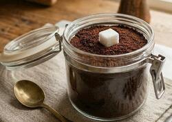 Qəhvə bankasına niyə qənd qoyurlar?