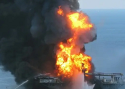 Ukrayna ordusu Xəzərdə Rusiya platformalarını vurub - VİDEO