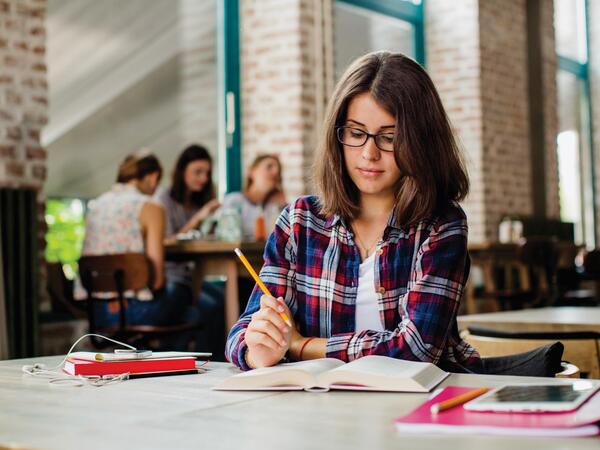 Abituriyentlərin NƏZƏRİNƏ: Artıq imtahanlarda bu bacarıqlara diqqət yetiriləcək