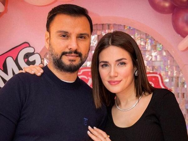 Xanımının geyiminə görə TRT-dən qovulub? - <span class="color_red">FOTO</span>