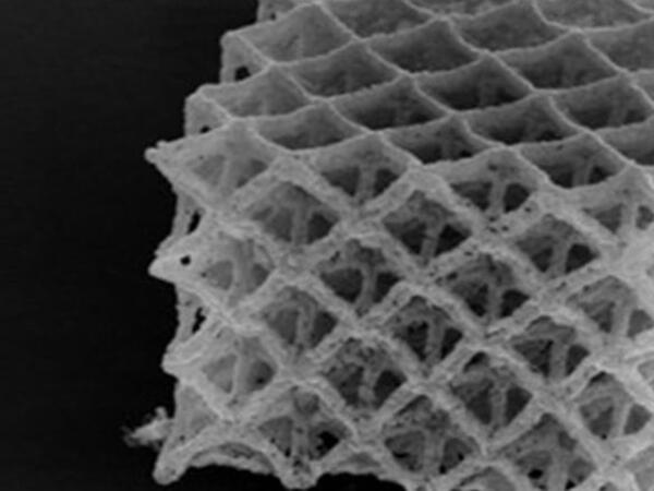 Tük qədər yüngül, poladdan 50 qat daha güclü