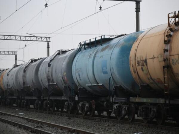 Azərbaycandan Ermənistana 900 tona yaxın dizel göndərilir