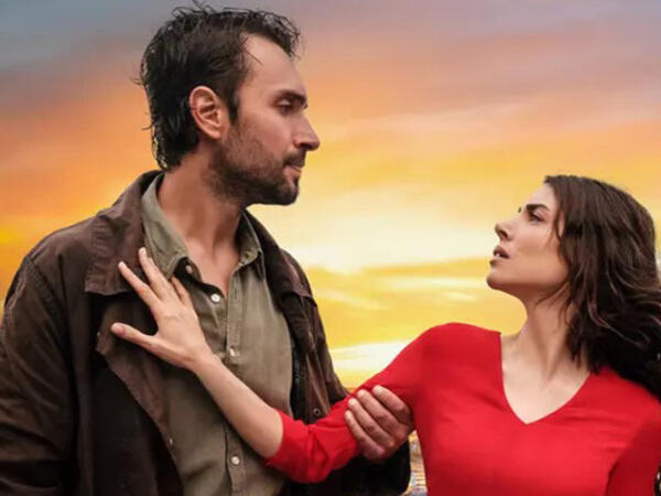 "Taşacak bu deniz"in aktyorları eşq yaşayır - <span class="color_red">FOTO</span>