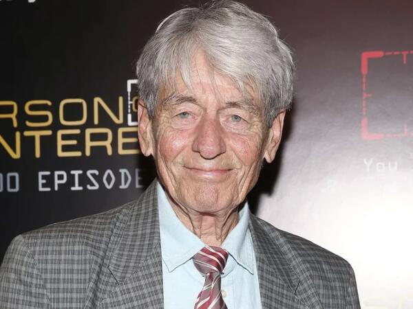 Məşhur aktyor dünyasını dəyişdi