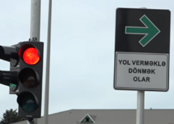 Sürücüləri çaşbaş qaldı - Qırmızıda keçmək olar