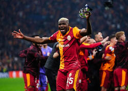 “Barselona” Osimhen üçün hər şeyi gözə alıb