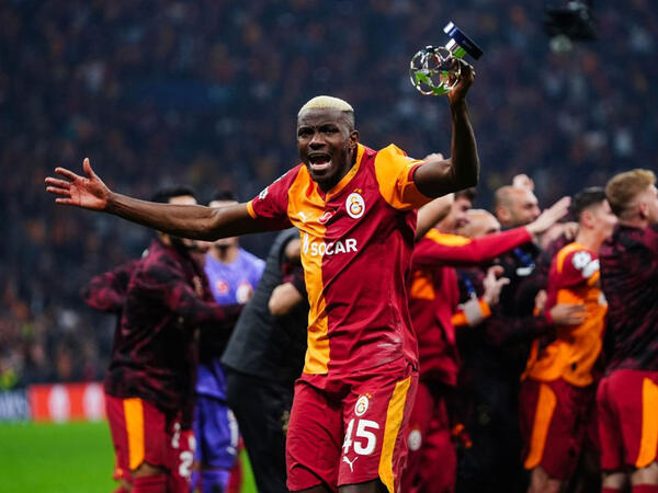 “Barselona” Osimhen üçün hər şeyi gözə alıb