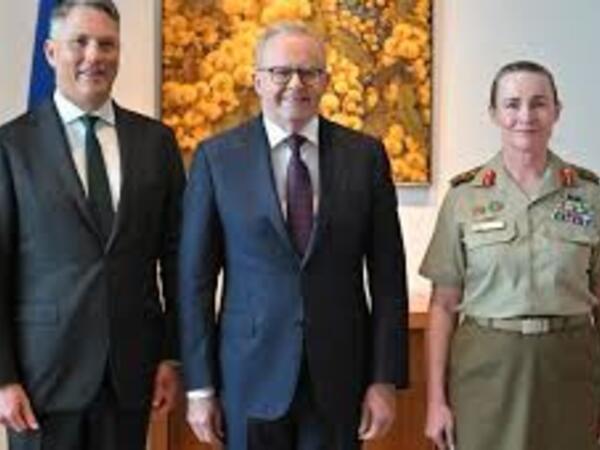 Bu ölkədə ilk dəfə qadın ordu komandanı oldu - <span class="color_red">FOTO</span>