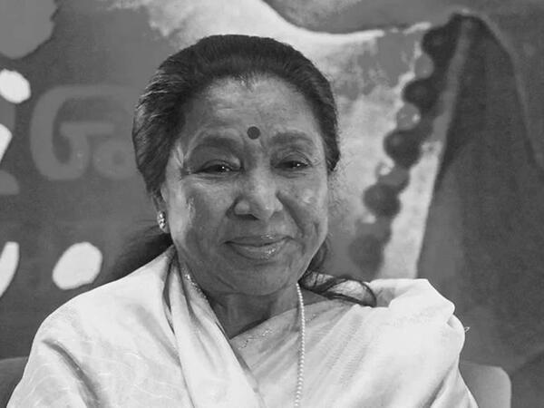 Hind filmlərinin məşhur ifaçısı vəfat edib.