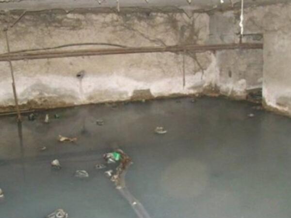 Paytaxtda təhlükə: zirzəmiləri su basan binalar artır