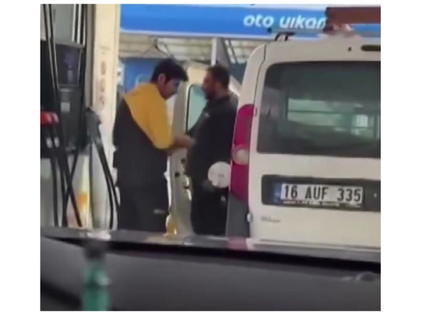 Qəbzə “Putin” yazdı, işini İTİRDİ - <span class="color_red">VİDEO</span>