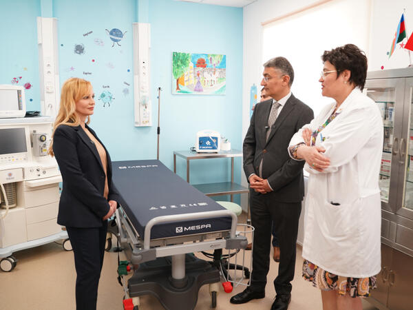 Heydər Əliyev Fondunun vitse-prezidenti Leyla Əliyevanın təşəbbüsü ilə Albaniyada Xəstəxana Mərkəzinin pediatrik sedasiya otağı istifadəyə verilib - <span class="color_red">FOTO</span>