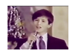 Məşhur azərbaycanlı müğənninin uşaqlıq görüntüsü YAYILDI – AzTV-də çıxışı - <span class="color_red">VİDEO</span>