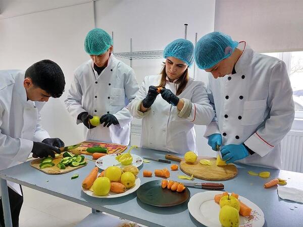 Təhsil infrastrukturu yenilənir: Neftçala Peşə Məktəbində müasir tədris mühiti - <span class="color_red">FOTO</span>