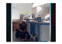 Müəllimə şagirdlərin zarafatı MÜZAKİRƏ YARATDI - <span class="color_red">VİDEO</span>