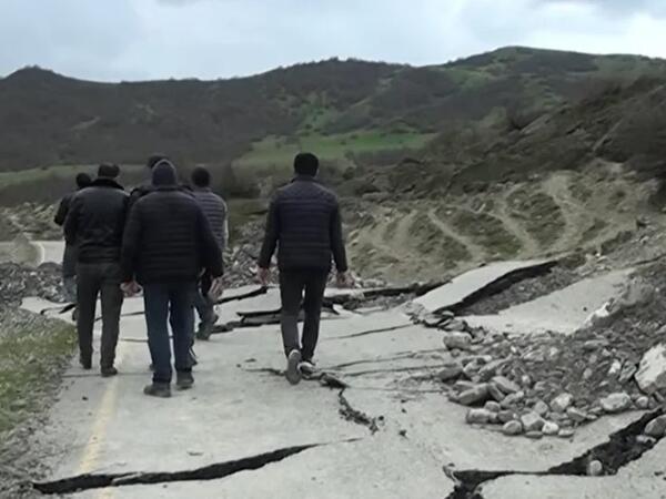 Bu kəndə getmək mümkün deyil - Vəziyyət ağırlaşır