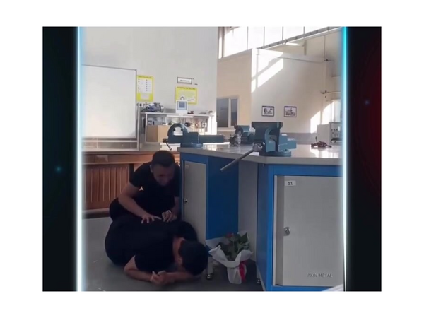 Müəllimə şagirdlərin zarafatı MÜZAKİRƏ YARATDI - <span class="color_red">VİDEO</span>