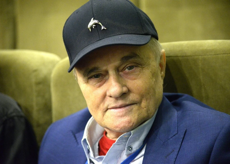 Məşhur rejissor vəfat etdi -