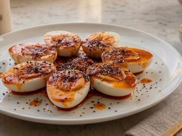 Kərə yağı souslu qaynadılmış yumurta necə hazırlanır?