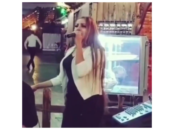 Kəmalə Günəşlinin daha bir arxiv VİDEOsu yayıldı - TƏƏCÜBLƏNDİRDİ - <span class="color_red">VİDEO</span>