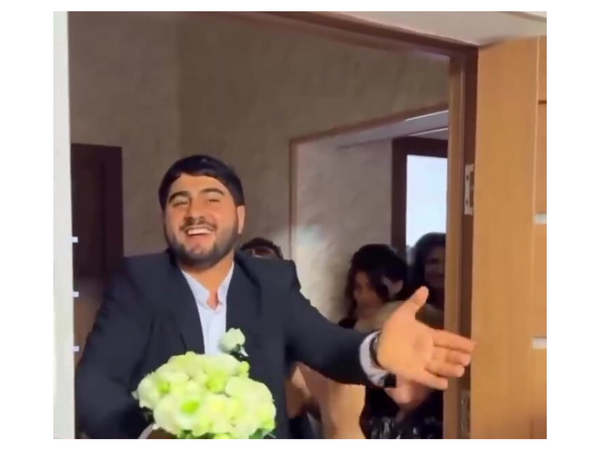 Bəy toyunda sevincindən "UÇDU" - <span class="color_red">VİDEO</span>