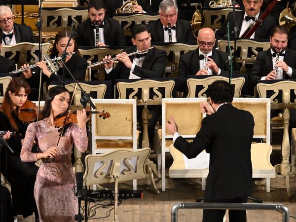 Gennady Rovner-in əsərlərindən ibarət möhtəşəm konsert proqramı baş tutdu - <span class="color_red">FOTO</span>