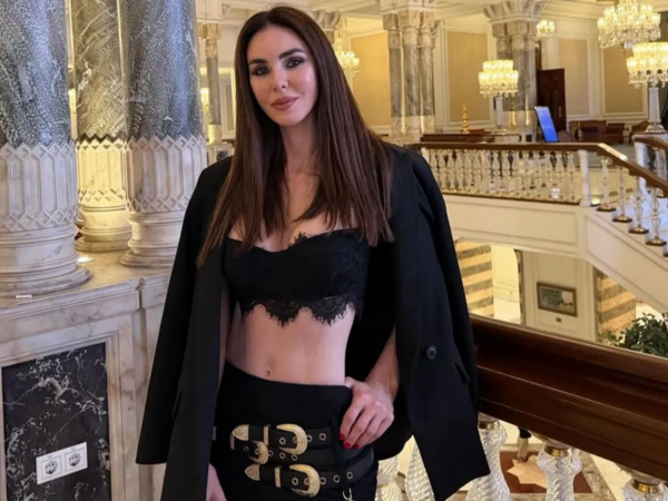 53 yaşında gənc qızlara meydan oxuyur - <span class="color_red">FOTO</span>