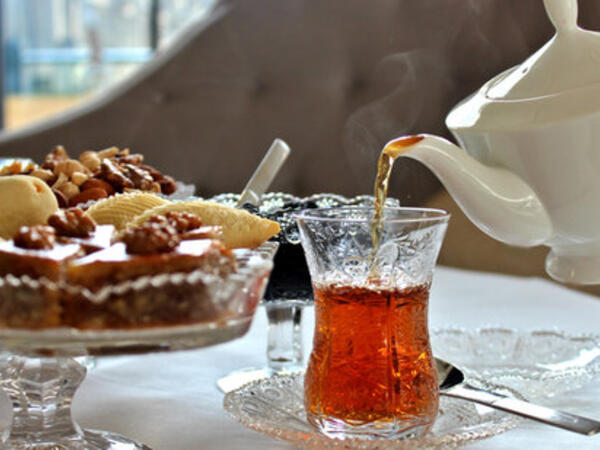 92 yaşlı kişi kafedə ÖLDÜ