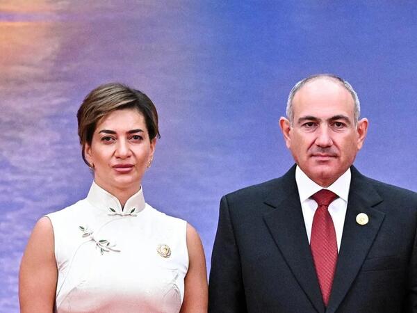 Paşinyan ailəsini xilas etməyə çalışır