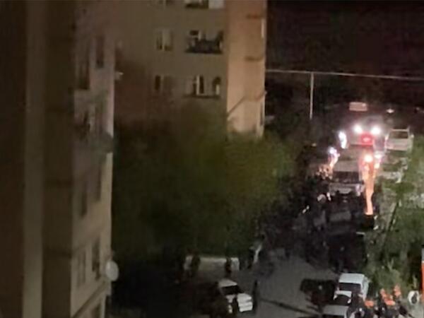 Bakıda polisə silahlı müqavimət göstərənlər tutuldu - <span class="color_red">VİDEO</span>