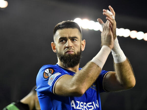 Şahruddin paylaşımı ilə Elvinə söz atdı? - <span class="color_red">FOTO</span>