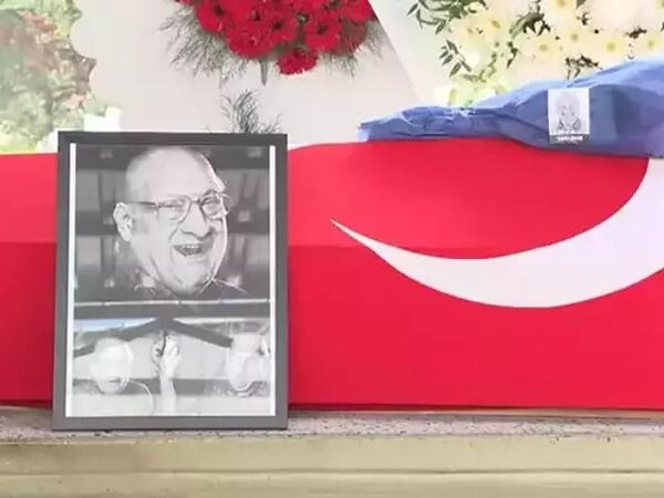 Aktyorun vida mərasimində dava düşdü - <span class="color_red">FOTO</span>