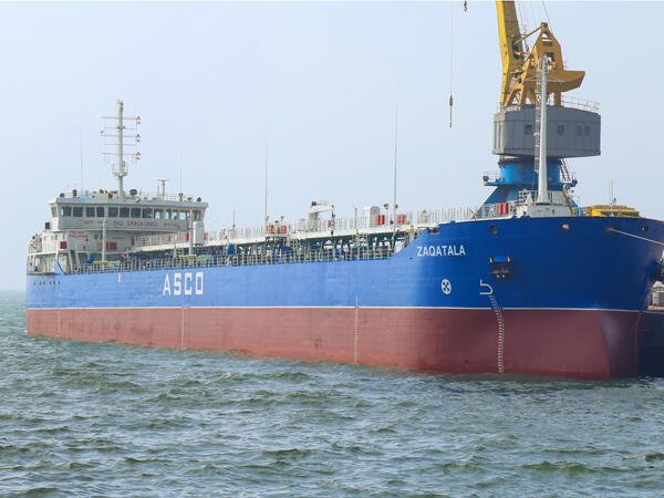 Azərbaycana məxsus 5 gəmi Avropa İttifaqının sanksiya siyahısından çıxarılıb - <span class="color_red">FOTO</span>