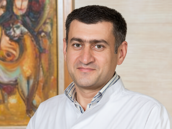 "Təcili yardım"ın rəhbəri bu şəxs OLDU