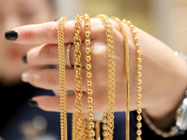 Məşhur müğənnilərin qızıllarının dəyəri AÇIQLANDI: 3,7 - 7,5 milyon manat... - <span class="color_red">FOTOlar</span>