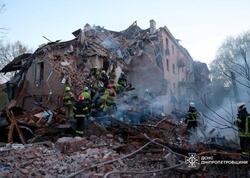 Dron hücumu binanı çökdürdü - Ölənlər var - <span class="color_red">FOTO</span>