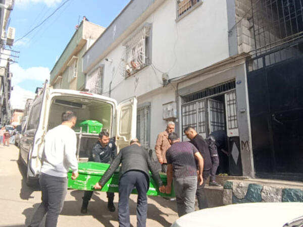 Fenomen "Cin Əli" 14 yaşlı qızı tərəfindən öldürüldü - <span class="color_red">FOTO</span>