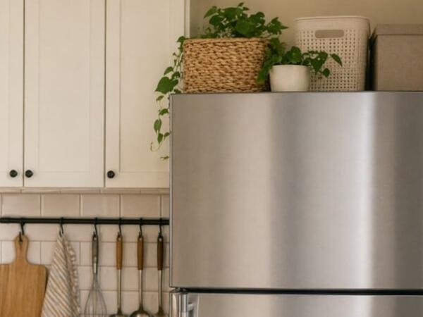 Soyuducunun üstünə əşya qoyanlara <span class="color_red">xəbərdarlıq</span>