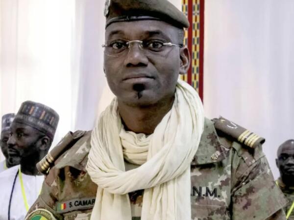 Malinin müdafiə naziri öldürüldü