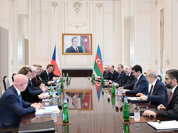 Qəbələdə Prezident İlham Əliyevin Çexiyanın Baş naziri ilə geniş tərkibdə görüşü keçirilir - <span class="color_red">FOTO</span>