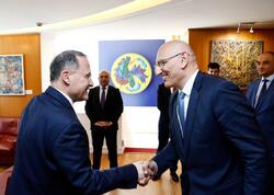 Elçin Əmirbəyov İtaliya XİN rəhbərinin müavini ilə strateji əməkdaşlığı müzakirə edib