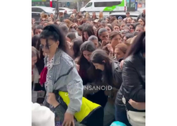 Bakıda mağaza açılışındakı izdiham müzakirə yaratdı - <span class="color_red">VİDEO</span>