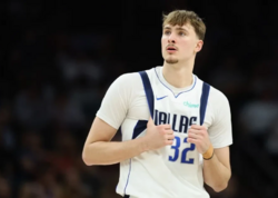 NBA mövsümün ən yaxşı gənc oyunçusunu açıqladı