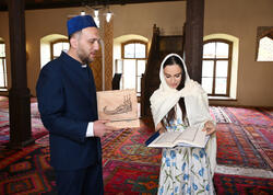 Leyla Əliyeva və Arzu Əliyeva Şəkidə Xan məscidini ziyarət ediblər - <span class="color_red">FOTO</span>